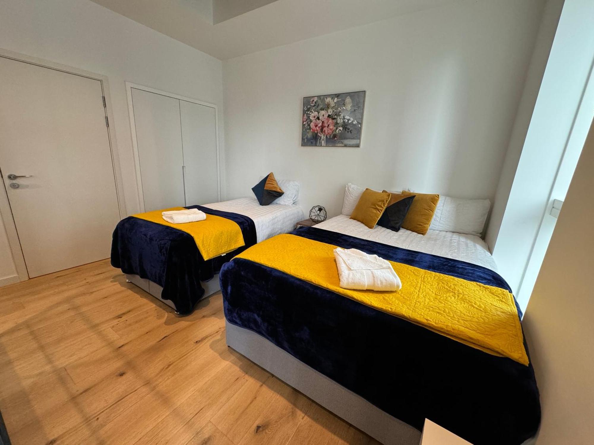 London Luxury Flat With Balcony, River View, O2 Arena, Excel, Canary Wharf, Station Apartment Exterior foto