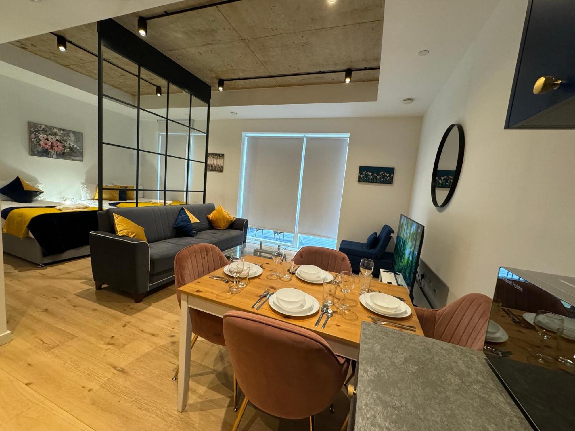 London Luxury Flat With Balcony, River View, O2 Arena, Excel, Canary Wharf, Station Apartment Exterior foto